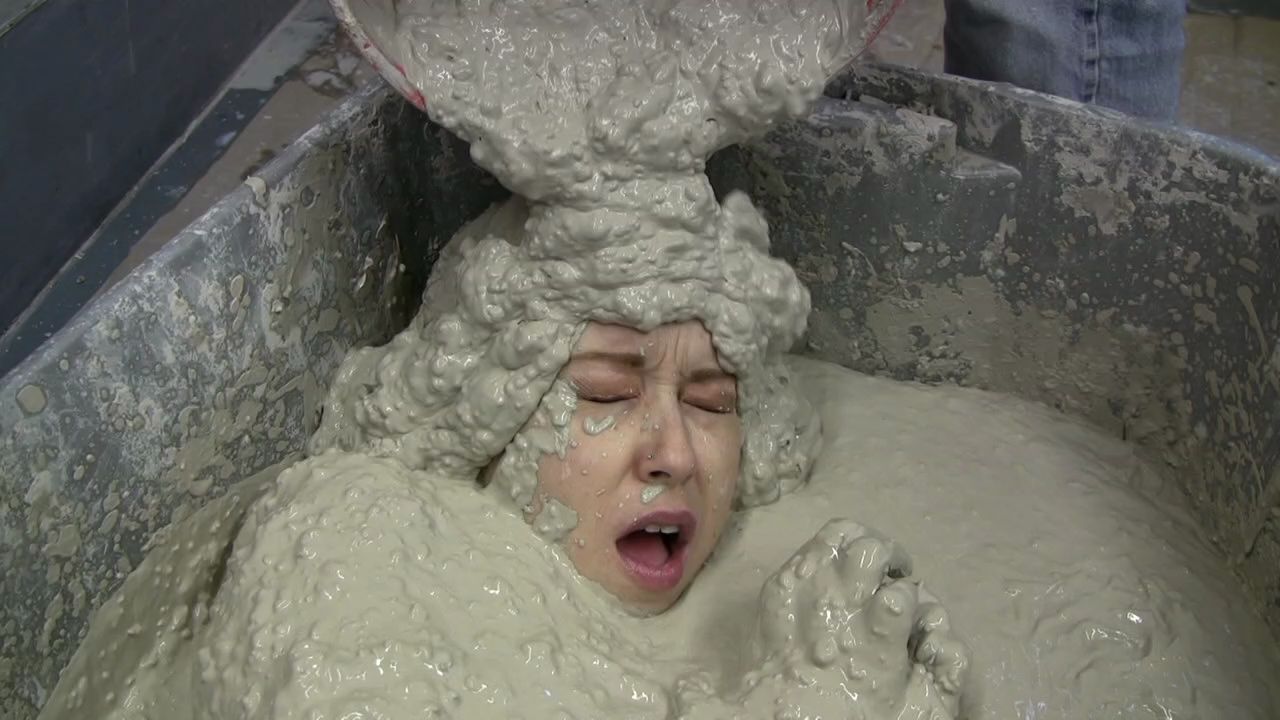 buried-in-cement--7_main.jpg